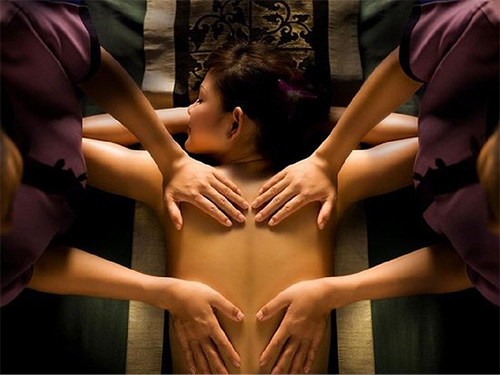Four Hands Thai Oil Massage